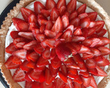Foto del paso 5 de la receta: Tarta de frutillas y chantilly