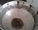 ખાટી-મીઠી કાઠીયાવાડી કઢી (Khati Mithi Kathiyawadi Kadhi Recipe In Gujarati) રેસીપી સ્ટેપ2ફોટો