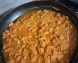 A picture of step 2 of Chicken Tikka Pizza.