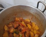 Hình bước làm 4 của món Thịt ba chỉ kho khoai tây