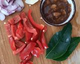 Foto langkah ke 1 dari resep Ayam Goreng Manis.