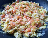 Foto del paso 3 de la receta Quiche de salmón, puerros y queso crema