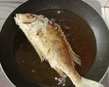 Foto langkah ke 1 dari resep Ikan pedas manis.