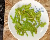 A picture of step 1 of Lemon Grass Tea.