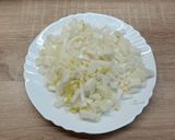 Szalonnás–gombás–vajbabos sertéstokány🥓🍄‍🟫🫘 recept fázis 1 fotója