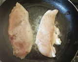 Foto del paso 3 de la receta: Pechuga de pollo en salsa de queso