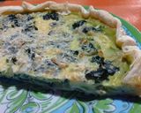 Foto del paso 5 de la receta: Tarta light de tallo y hojas de brócoli con queso y huevo
