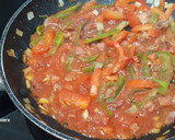 Foto del paso 3 de la receta: Huevos revueltos con fritada de pimientos y jamón