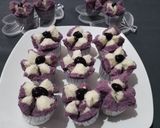 Foto langkah ke 7 dari resep Bolu Kukus Mungil Blueberry.