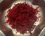 A picture of step 1 of Little millet beetroot tikki.