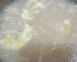 A picture of step 4 of Chicken soup.