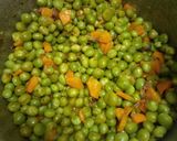 A picture of step 2 of Peas samosas.