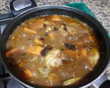 Foto del paso 17 de la receta: Pollo estofado con boniato, pasas sultanas, cúrcuma y jengibre