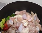 Foto langkah ke 3 dari resep Tom Kha Gai (Sup Ayam Bersantan).