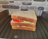 वेज मायोनिस सैंडविच (veg mayonnaise sandwich recipe in Hindi) रेसिपी चरण 3 फोटो