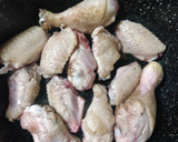 Foto del paso 1 de la receta: Pollo con setas y nata