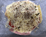 Foto del paso 5 de la receta: 627. Flor de hojaldre de jamón y queso (principal pizza)