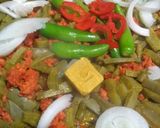 Foto del paso 2 de la receta: Nopales con chorizo
