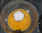 Foto langkah ke 1 dari resep Bolu Hongkong Keju Almond.