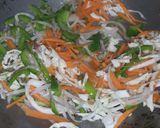 A picture of step 4 of Chinese Bhel.