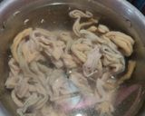 Foto langkah ke 1 dari resep Tumis Usus Ayam Super Pedas.