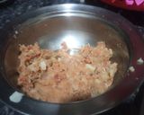 A picture of step 2 of Palak aloo ke parathe.