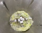 Foto del paso 2 de la receta: Crema de calabacín (robot de cocina)