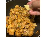 A picture of step 5 of Bread Egg Scramble.