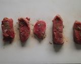 Foto del paso 6 de la receta: Filete al perejil con papas rústicas 🥔🐂