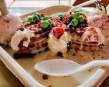 A picture of step 7 of Chocolate waffles with icecream.