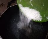 A picture of step 2 of Banana Roti.