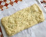 Foto langkah ke 4 dari resep Roti bawang parsley.
