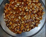 સીંગદાણા ની ચીકી (peanuts chikki recipe in gujarati) રેસીપી સ્ટેપ4ફોટો