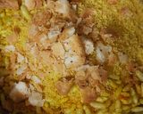 A picture of step 1 of Bhelpuri or Bhel.