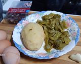 Foto del paso 1 de la receta Judías verdes rehogadas con patatas y huevos cocidos