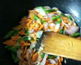 A picture of step 2 of Chicken Thukpa- Nepali style.