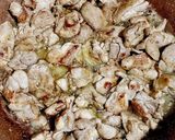 Foto langkah ke 2 dari resep Ayam Mayo Cabe Hijau.