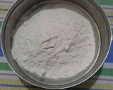 A picture of step 1 of Paneer roti roll.