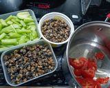 Hình bước làm 2 của món Bún ốc bà Bếu