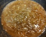 Foto del paso 3 de la receta: Salchichas con cebolla