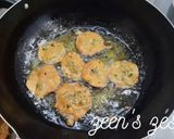 A picture of step 2 of Aloo Pakoras with Methi.