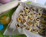 Foto langkah ke 2 dari resep Mini cinnamon roll.
