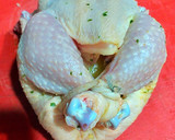 Foto del paso 12 de la receta: Pollo asado a la imperial con patatas asadas, huevos y olivas