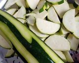 Une image de l'étape 1 de Gratin de courgettes.