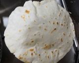 तांदळाची भाकरी (tandalachi bhakhri recipe in marathi) रेसिपी स्टेप 4 फोटो 