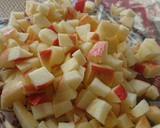Foto del paso 1 de la receta: Ensalada de manzanas rojas