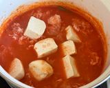 Foto langkah ke 3 dari resep Sup Tomat Merah Jamur Putih.