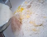 Foto langkah ke 3 dari resep Oliebollen Pisang (Donat Belanda).