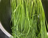 Hình bước làm 1 của món Canh hẹ thịt viên