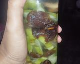 Foto langkah ke 4 dari resep Infused Water Belimbing & Kurma.